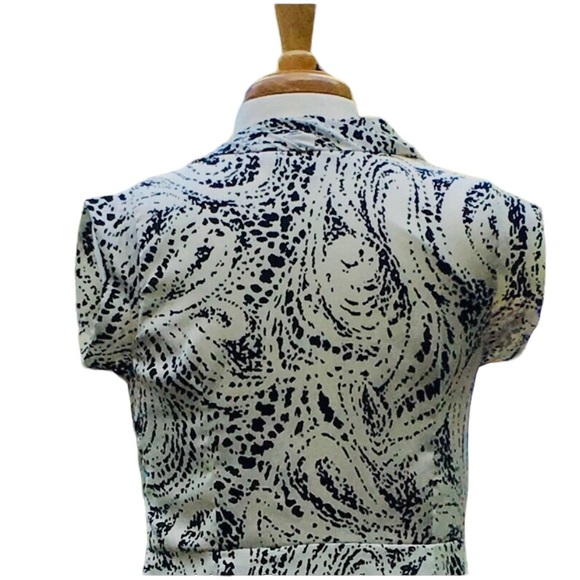 Gorgeous size L Collective Clothing Dress - Picture 8 of 10